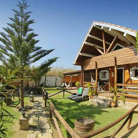 Charming In With Mountain View Holiday home